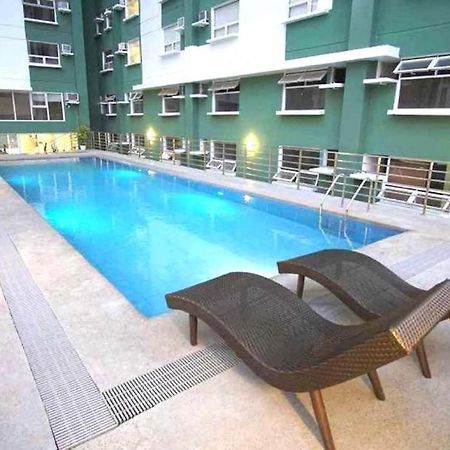Gilmore Tower Suites By Sms Hospitality Quezon City Exterior foto
